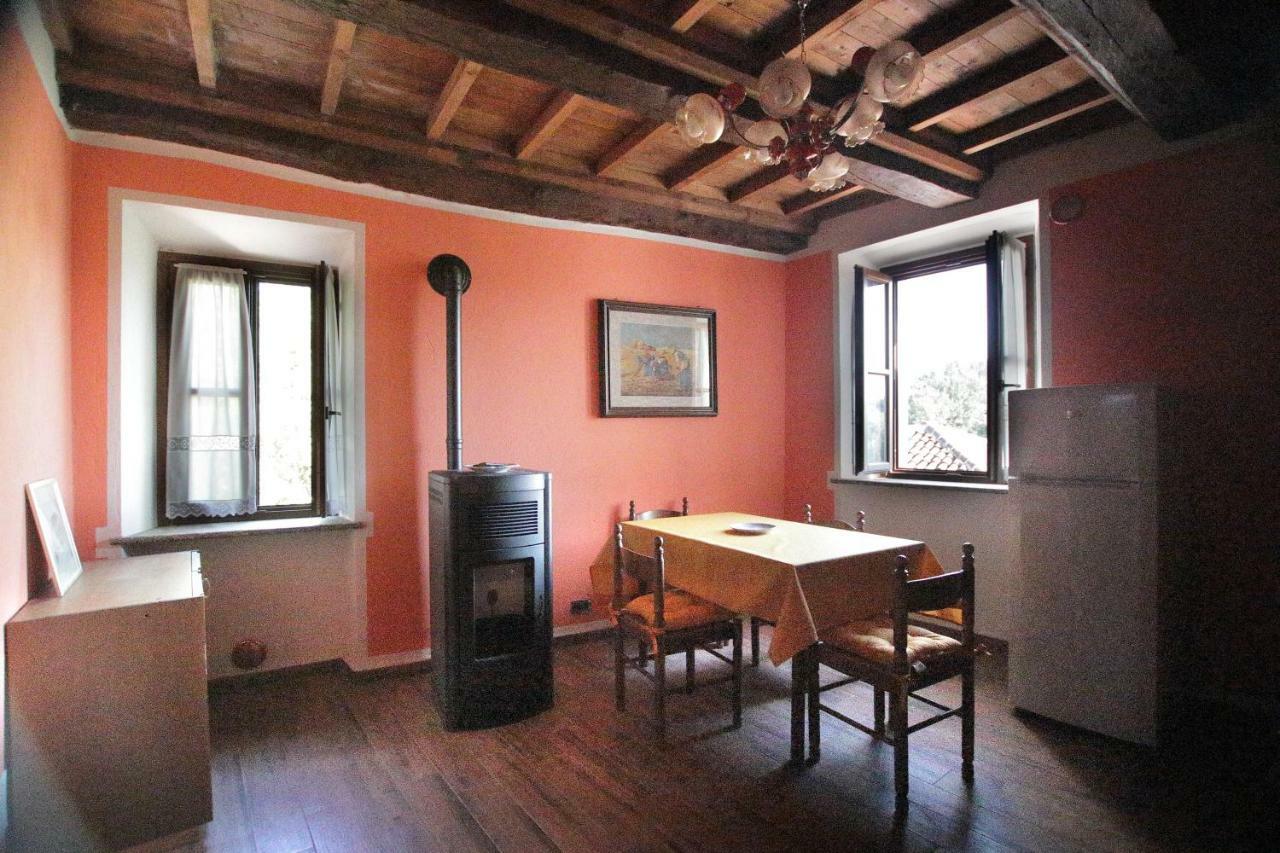 La Rocca Di Efisio Lejlighedshotel Costigliole d'Asti Eksteriør billede